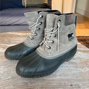 Sorel Waterproof Duck Boots (Size 10.5)